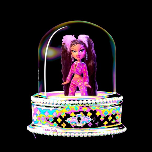 Mystery Box - Picture 3 of 11